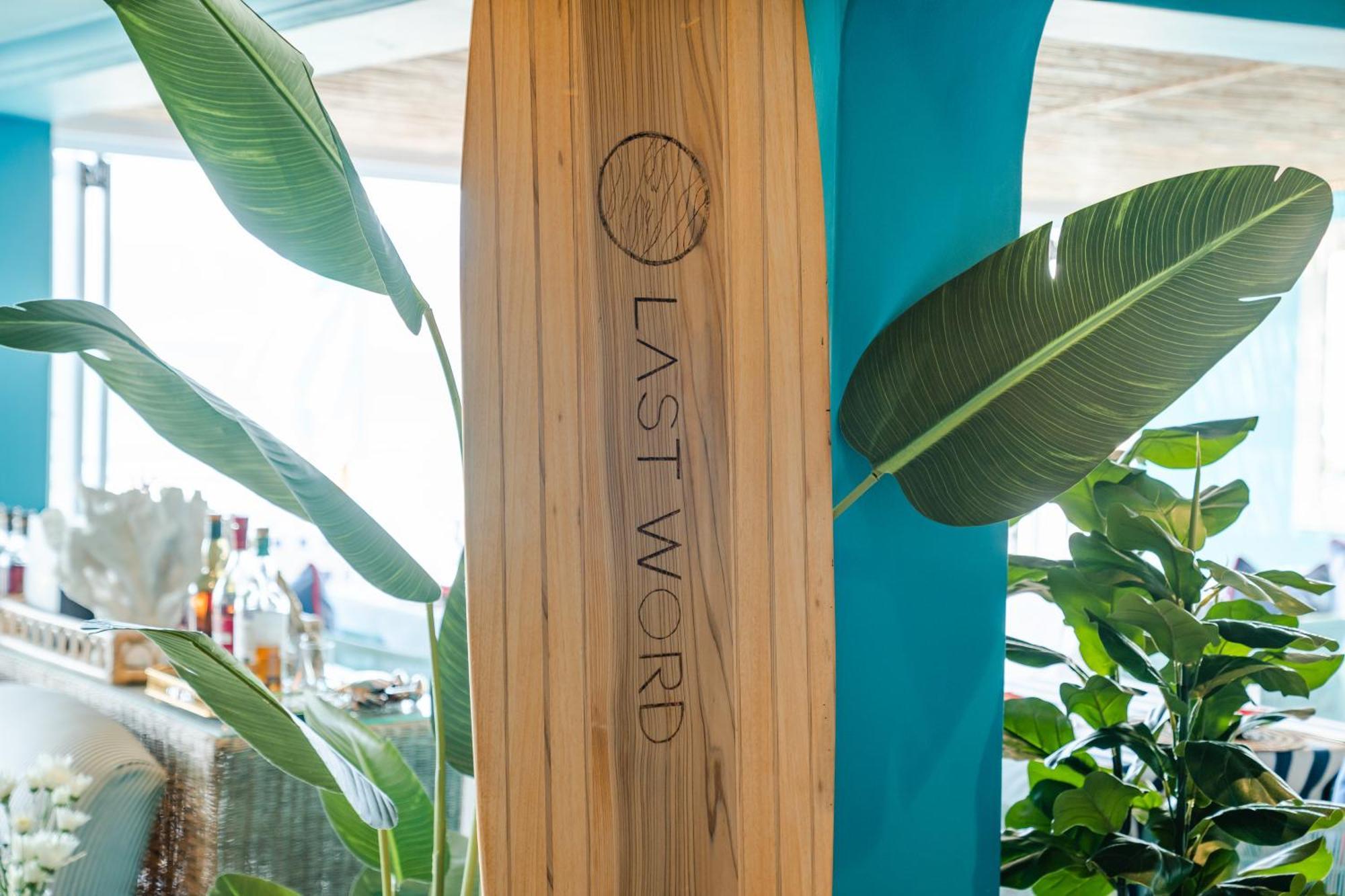Last Word Long Beach Комметьи Экстерьер фото